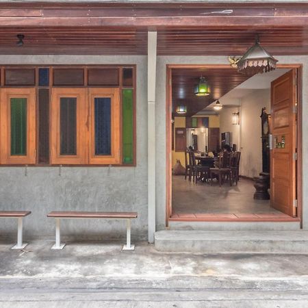 Banthat Thong Hostel Bangkok Eksteriør billede